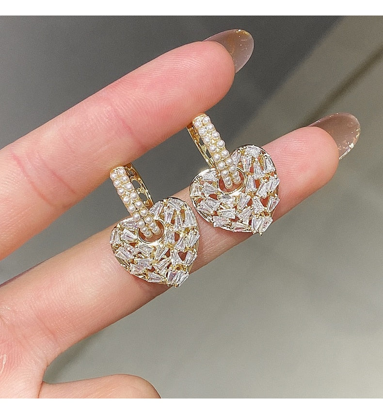 Aretes de Corazón de Perlitas y Circonitas