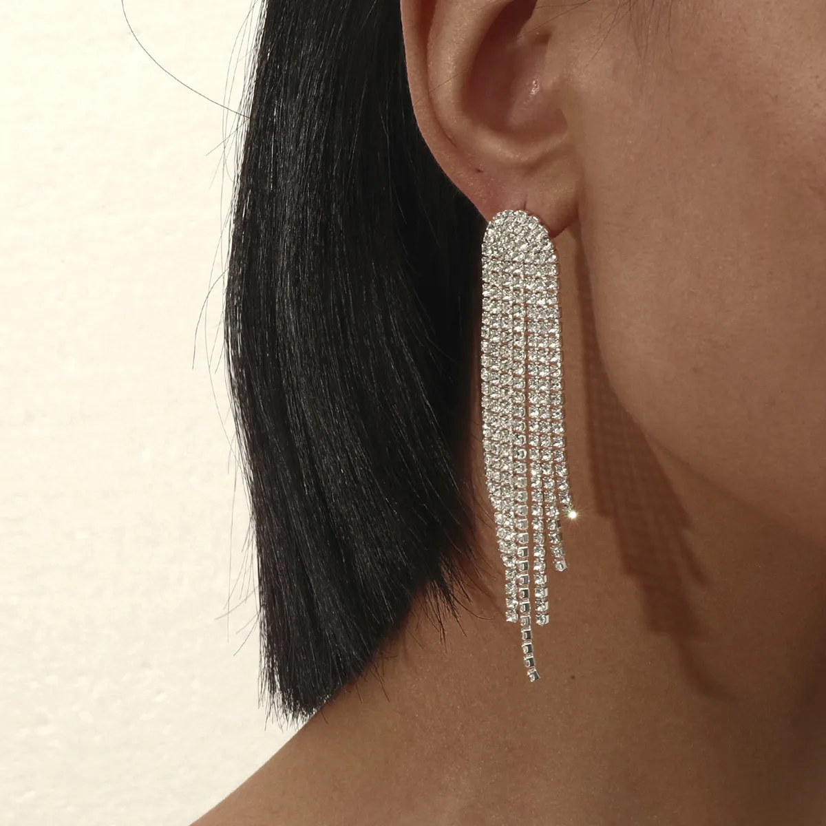 Elegantes Aretes de Malla Brillantes